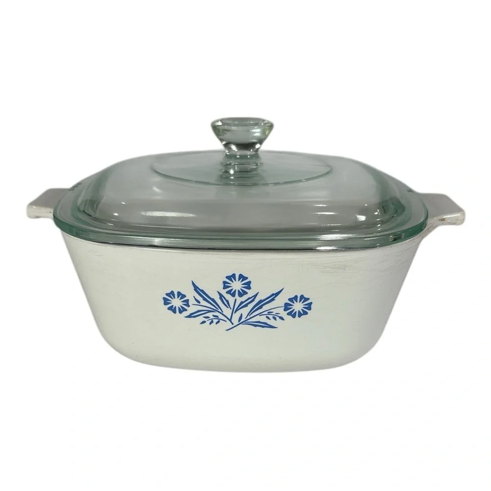 Vintage Corning Ware Blue Cornflower P-1 1/2-B 1.5 QT Square Casserole w/ Lid